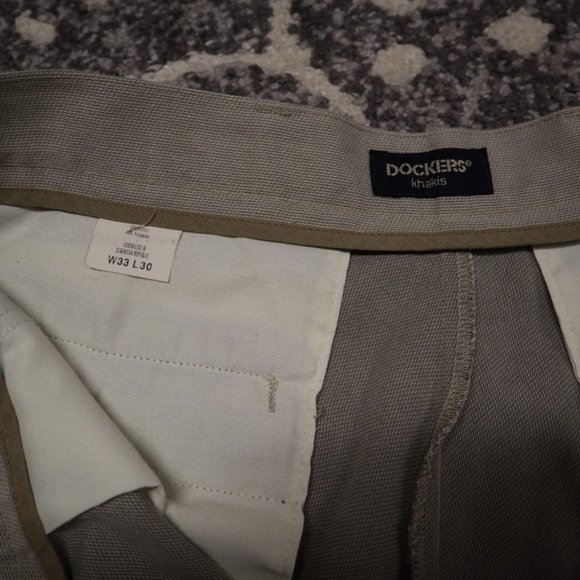 Dockers Khaki Micro Pattern Pleat - Picture 5 of 6